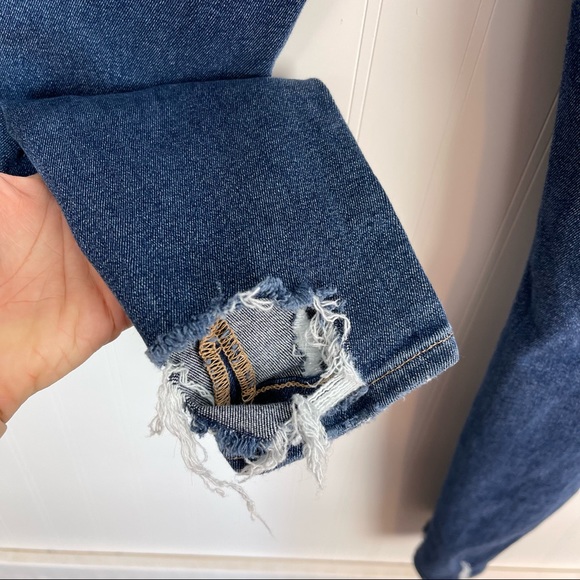 GOOD AMERICAN Good Waist Exposed Button Skinny Jeans - Picture 6 of 8